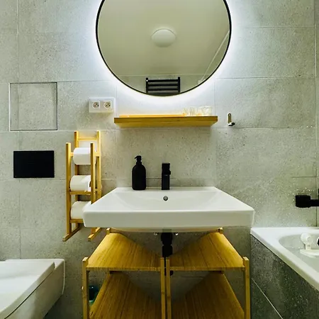 Andel Quiet Comfy Apartment *